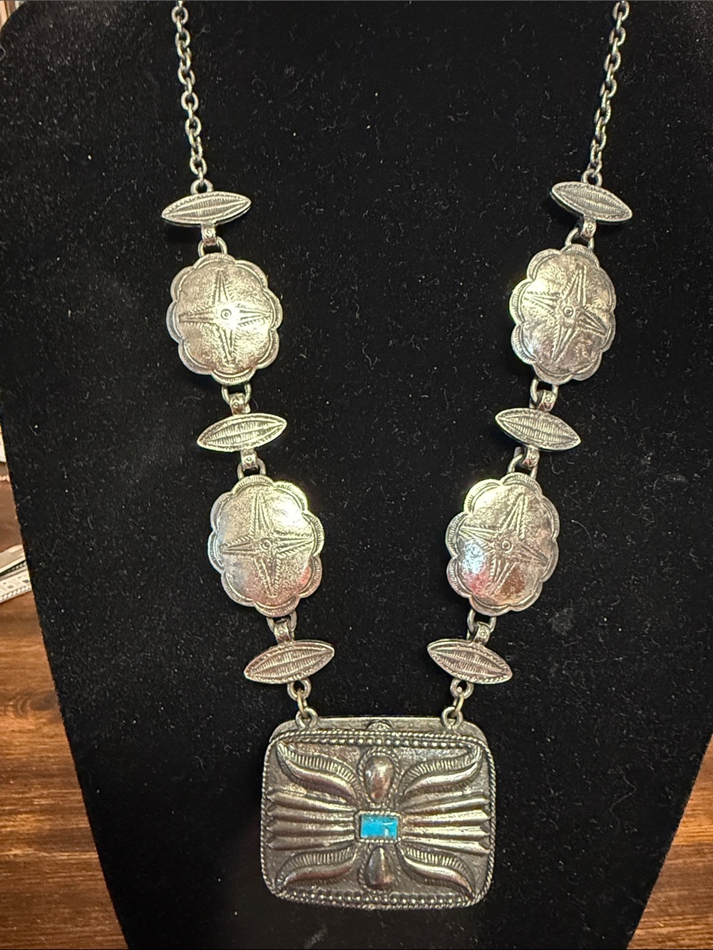 Antique Estée Lauder purfume necklace.
